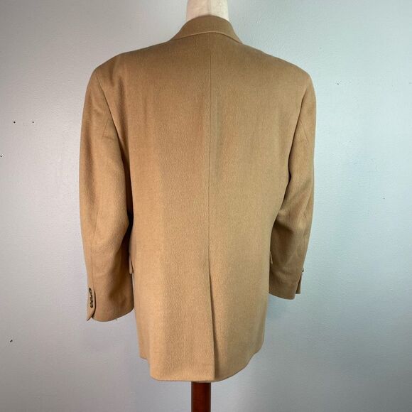 Jos. A. Banks Tan Blazer Size 42R EUC - Picture 5 of 9
